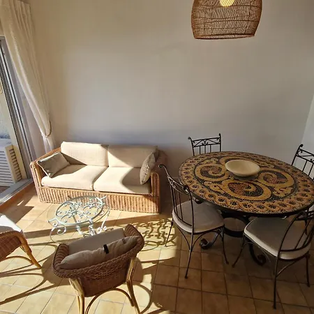 3 Pieces Climatise, Mezzanine, Vue Mer, Parking A Ste Maxime - Fr-1-780-89 *