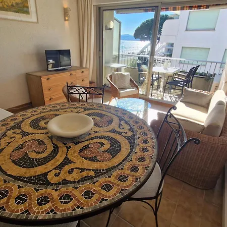 3 Pieces Climatise, Mezzanine, Vue Mer, Parking A Ste Maxime - Fr-1-780-89 Apartment *