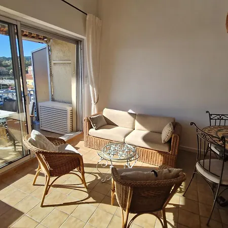 3 Pieces Climatise, Mezzanine, Vue Mer, Parking A Ste Maxime - Fr-1-780-89 Apartment Sainte-Maxime