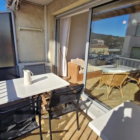 3 Pieces Climatise, Mezzanine, Vue Mer, Parking A Ste Maxime - Fr-1-780-89 Sainte-Maxime