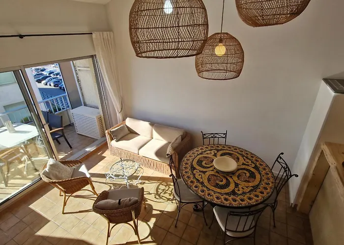 3 Pièces Climatisé Vue Avec Parking - Fr-1-780-89 Sainte-Maxime