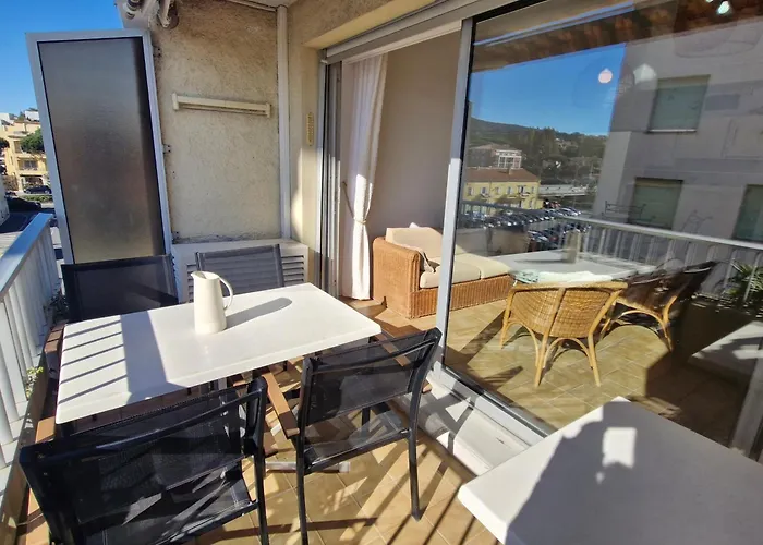 3 Pièces Climatisé Vue Avec Parking - Fr-1-780-89 Sainte-Maxime