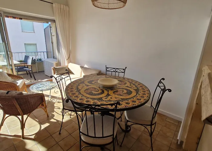 Appartamento 3 Pièces Climatisé Vue Avec Parking - Fr-1-780-89